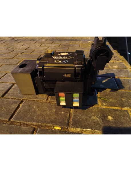 çanta önü aksesuar aparatı