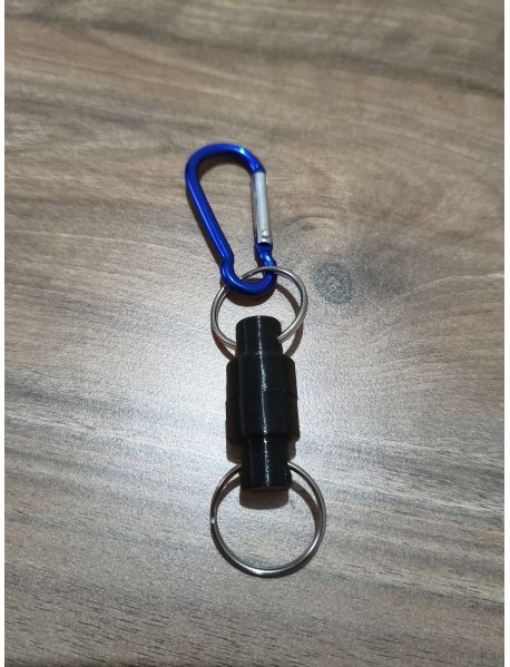 mıknatıslı karabina